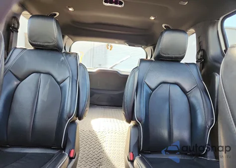 2022 Chrysler Pacifica Hybrid Limited z USA, uszkodzony, nr VIN 2C4RC1S71NR147908